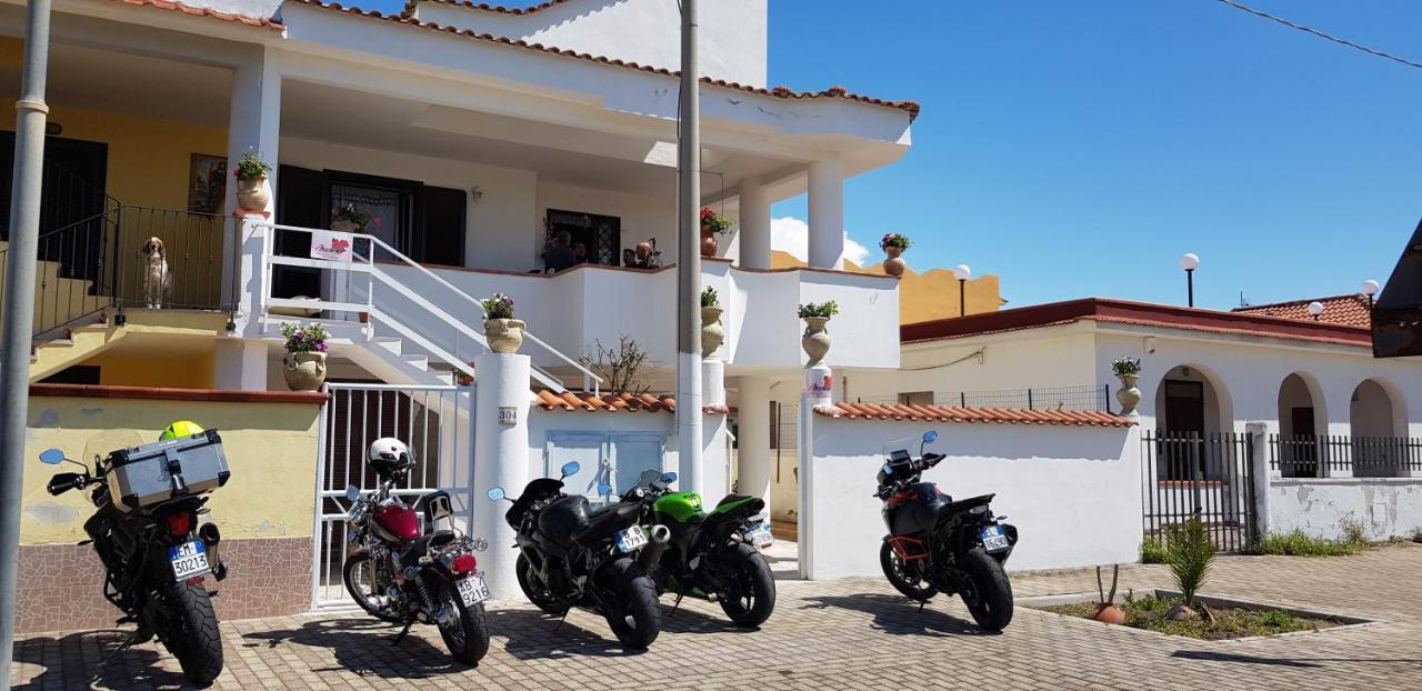Mari En Acomodação com café da manhã Castel Volturno Exterior foto
